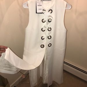 Zara brand new sleeveless vest, S